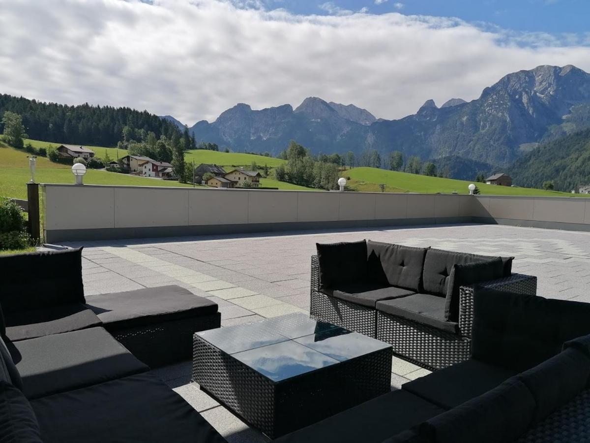 Отель Oberwotzlhof Pichl  Экстерьер фото